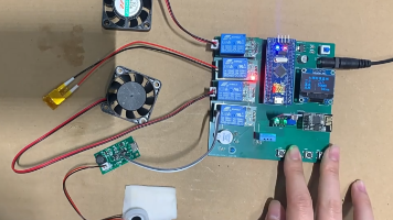 【单片机毕业设计推荐】基于 STM32 的环境监测与智能调控系统设计与实现 基于 STM32 的温室环境远程监测控制系统设计(010509)封面图