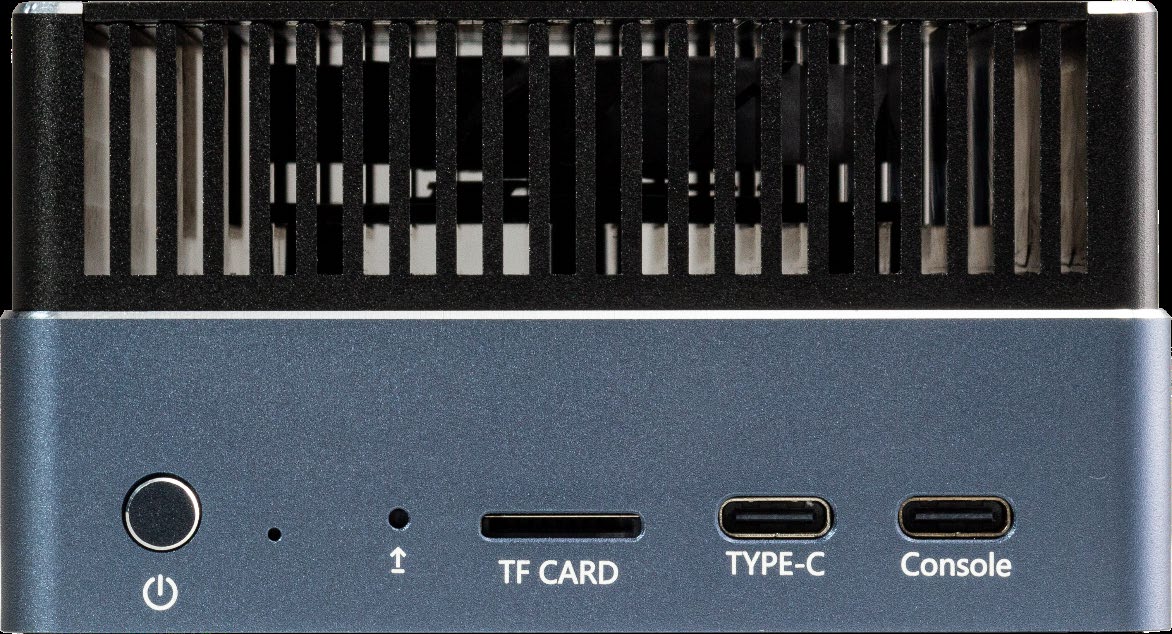 AIBOX-8550 侧面接口:电源 / TF Card / Type-C / Console