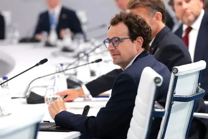 Anthropic CEO Dario Amodei and Sam Altman Attend Same Lunch at G7 -  Business Insider
