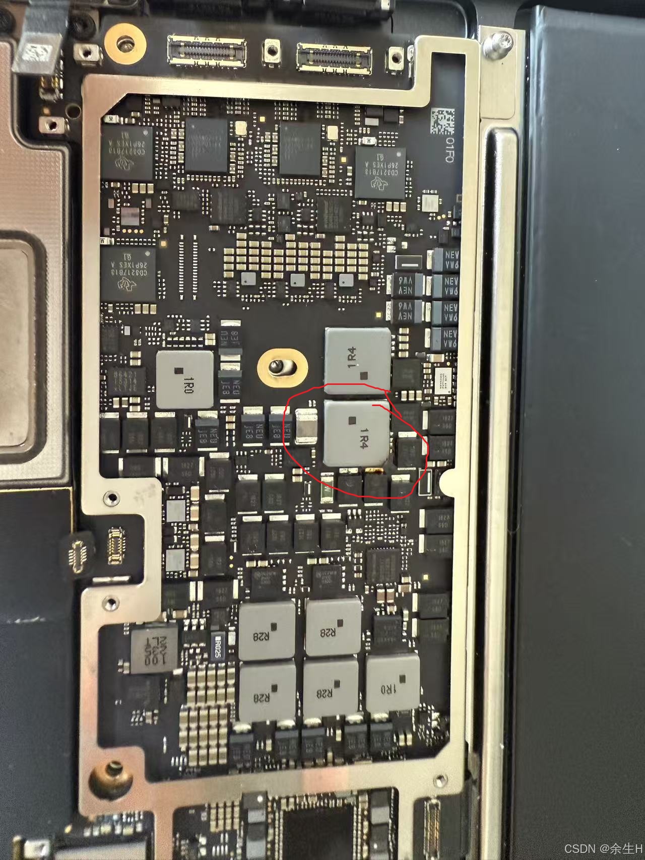 macbook坏电感位置
