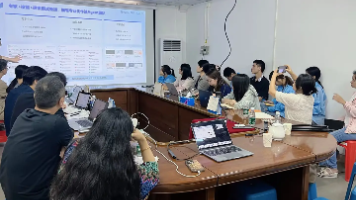 2026深圳制造工厂AI转型实战指南:从试点验证到产线规模落地封面图