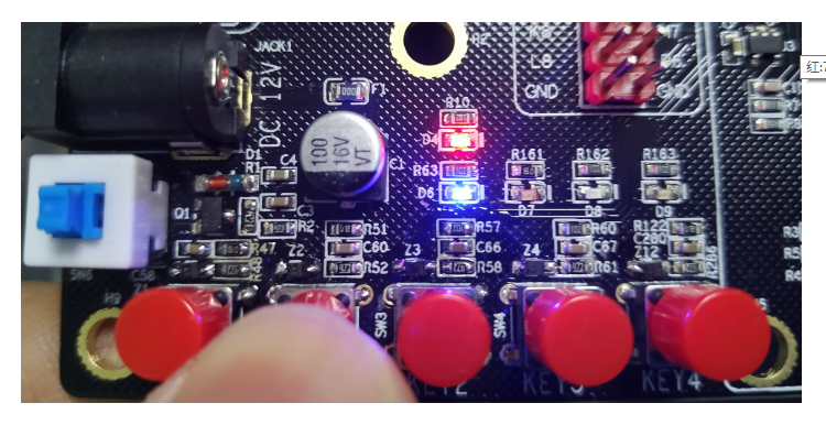 mux018