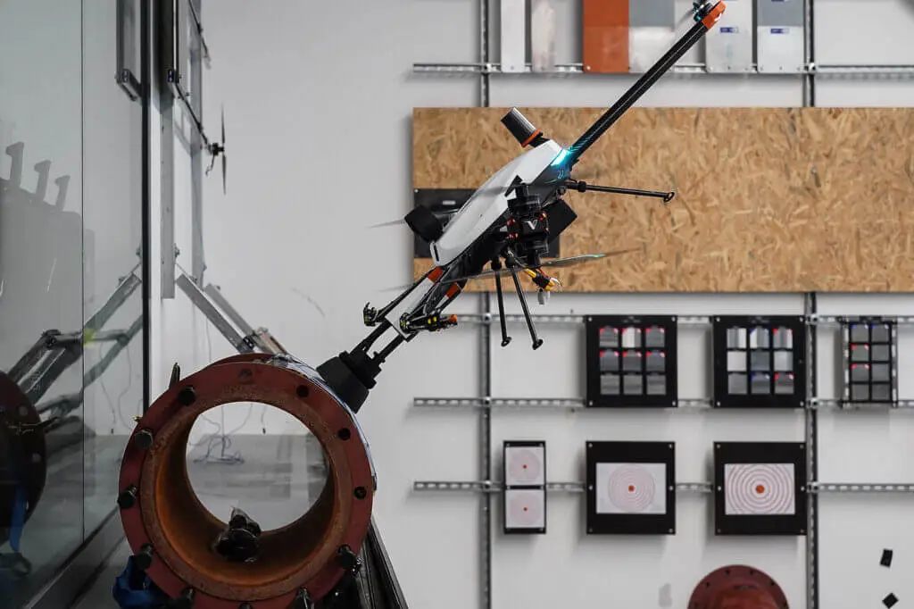 Voliro T 即将为 CUI 配备 PEC 有效载荷