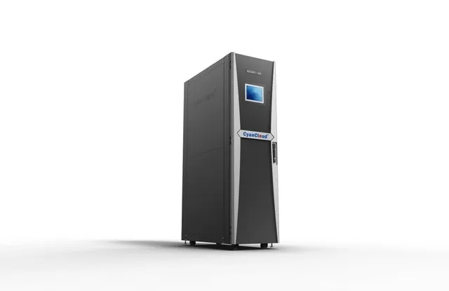 TurboX EB8智能存储计算一体机正面显示屏幕与品牌标识_1