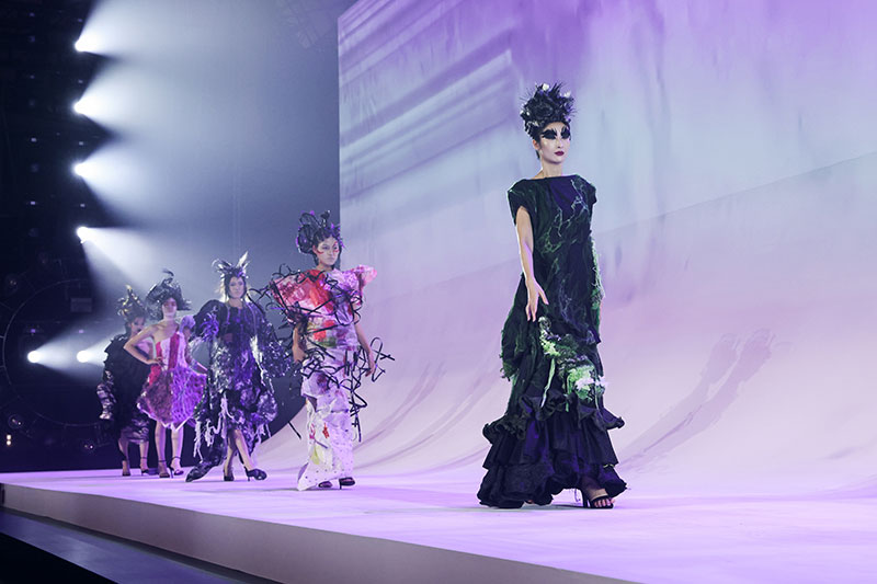 广州莱佛士学生作品惊艳亮相施华蔻2025秋冬新季风发布会