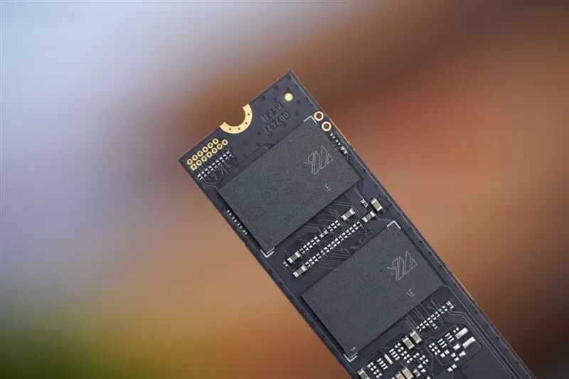 致态TiPlus7100s 2TB SSD首发评测：新一代PCIe 4.0无缓旗舰