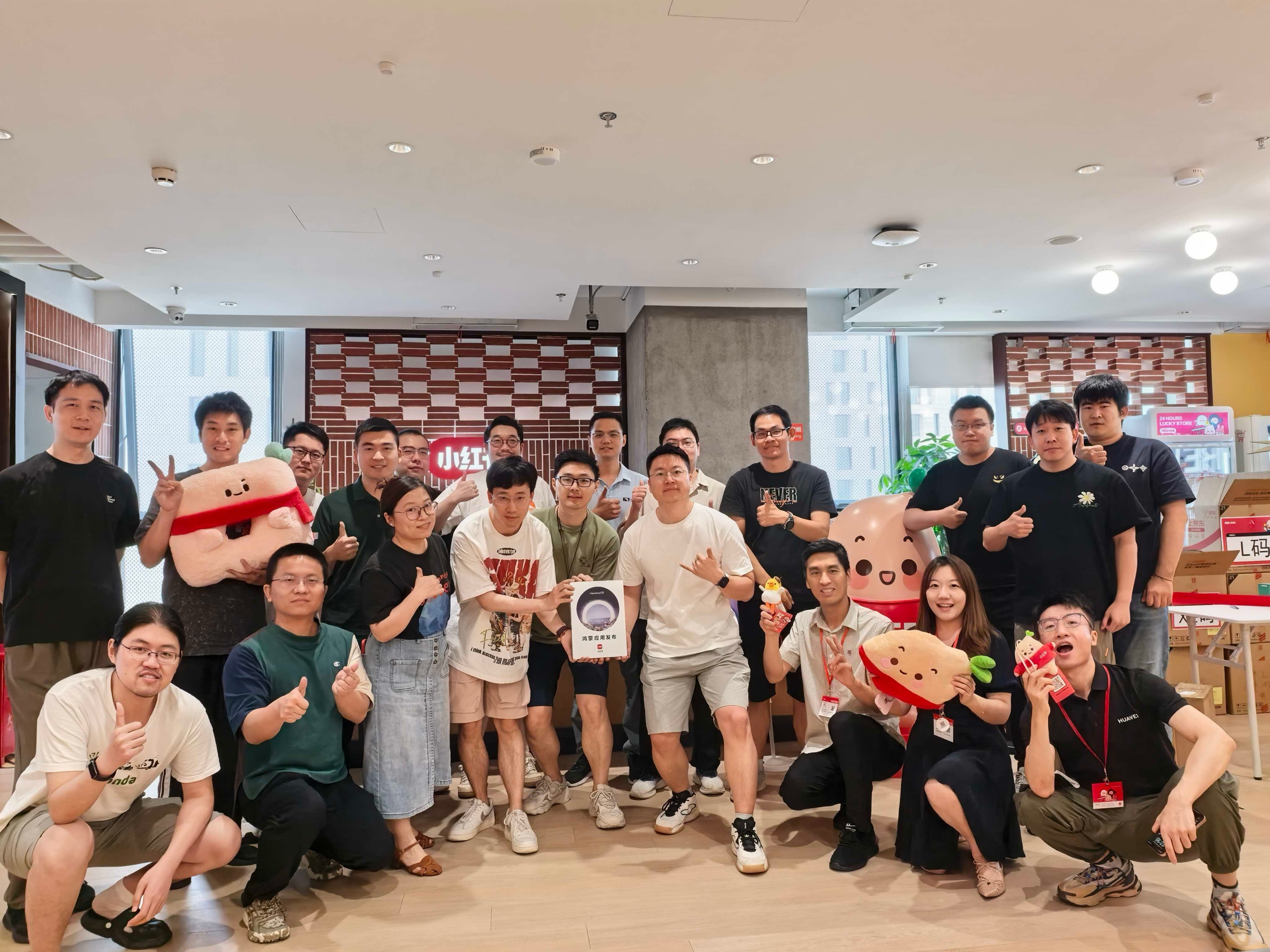 一群小孩在运动

AI 生成的内容可能不正确。