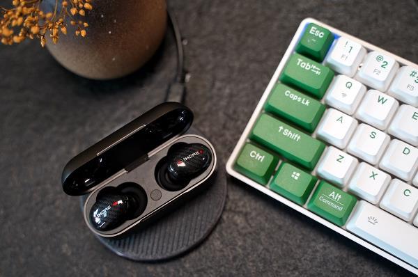 蓝牙耳机