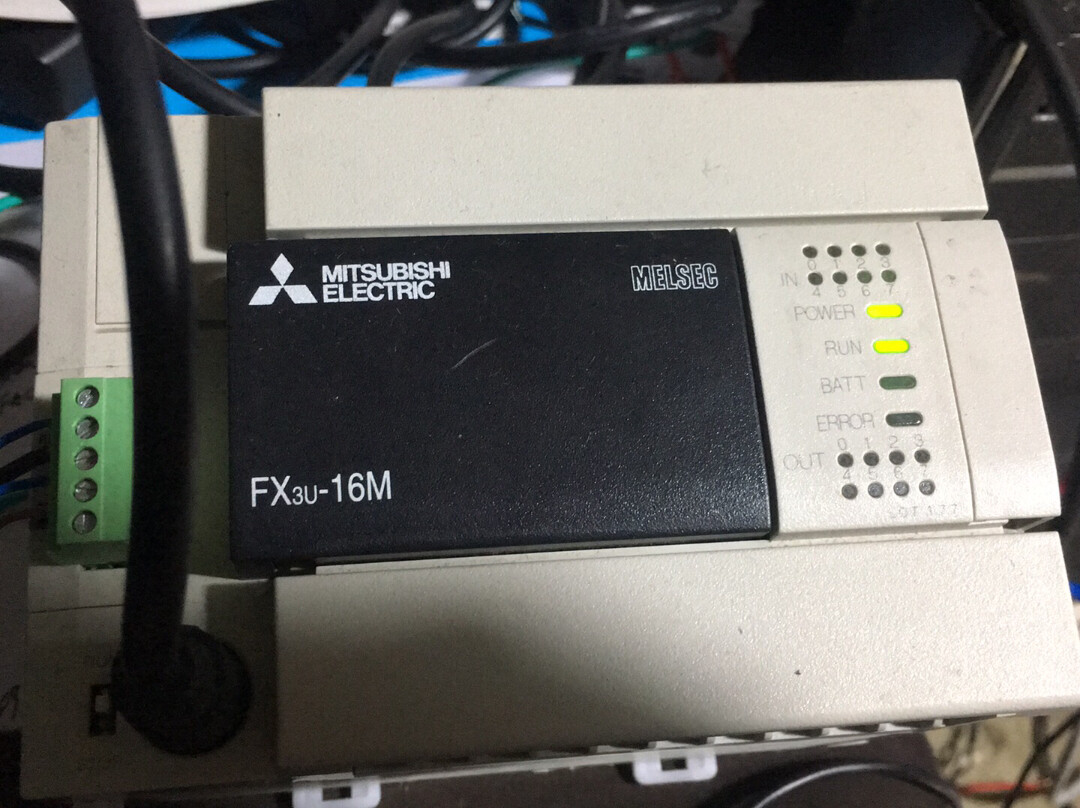 三菱FX3U PLC与三菱E740/D700变频器Modbus RTU通讯程序详解：控制启停、..._d700变频器通过modbus控制电机 ...