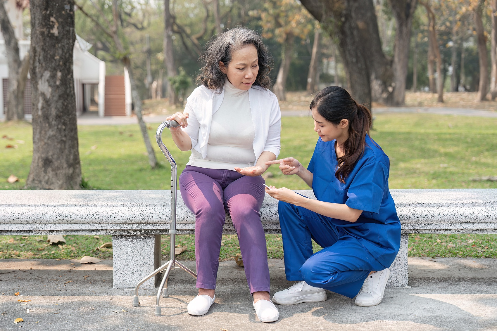 包含302医院全天陪诊含挂号慢病定期复查，专人陪同跟进的词条