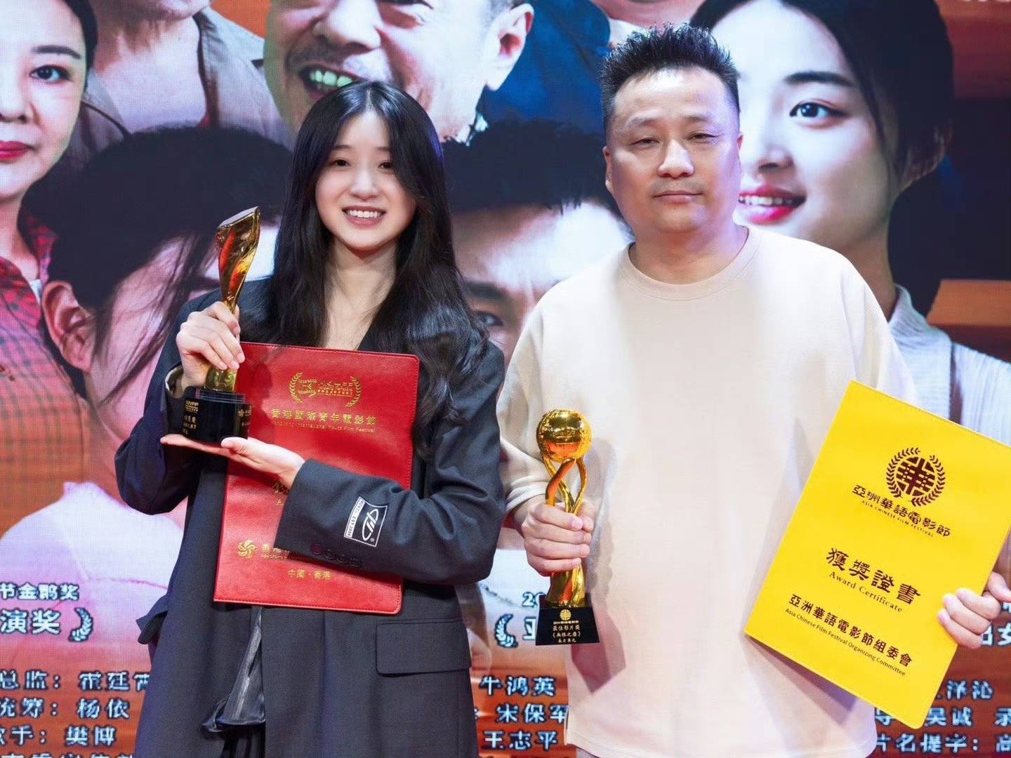 低调的95后演技派!贺雨禾携新作《别怕,社恐同学》来袭,不炒作的她终于藏不住了! -CSDN博客