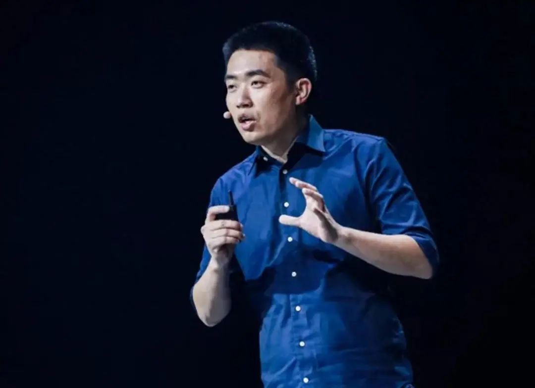 理想i8出师不利：投资者不买账理想汽车港股下跌13%-CSDN博客