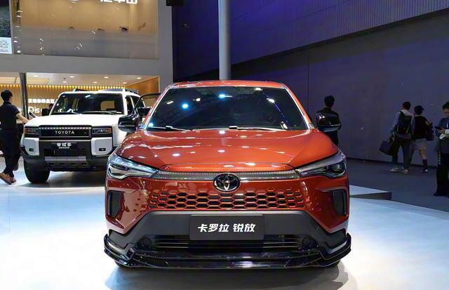 行驶8000km后,看到了纯电和油混之间的区别,车主:后悔选错车!