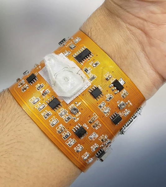 物联网可穿戴设备中的柔性PCB