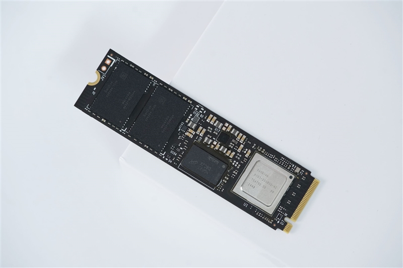 最强PCIe 5.0 SSD登场！闪迪WD_BLACK SN8100首发评测：随机性能新高度