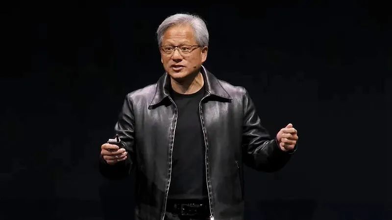 程序员炸了！黄仁勋语出惊人：未来的编程语言是人类语言本身