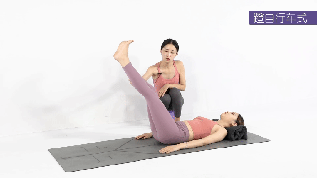 睡前这样躺5分钟,等于跑步1小时,小腹平了,腿细了!