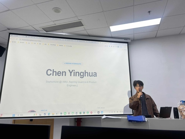 超级个体是怎样炼成的？厦大飞桨领航团Vibe Coding Workshop引爆校园AI热潮