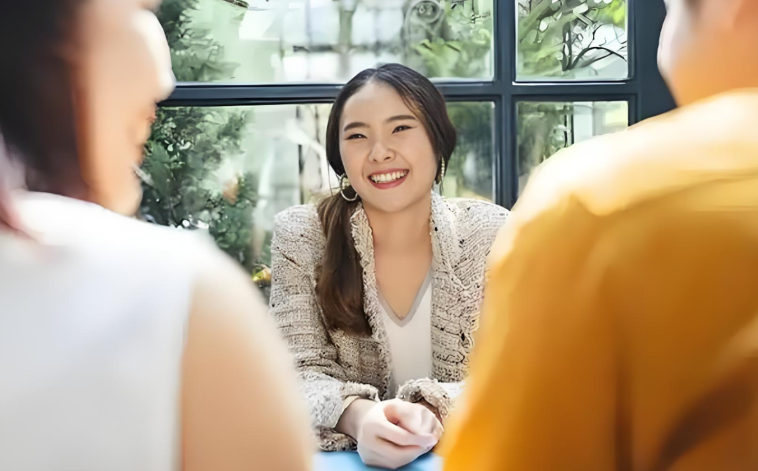 面试官:“你前面一位是清华的,给我一个拒绝他,录用你的理由。”他的回答,当场被录用