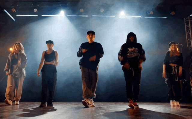 e28a3a45771c68bcb6f3771106e13882.gif