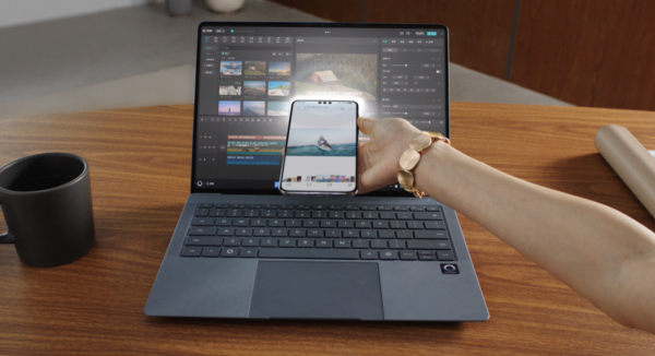 碰一碰就能传数据,HarmonyOS 6引领鸿蒙电脑进入跨端协同新纪元!