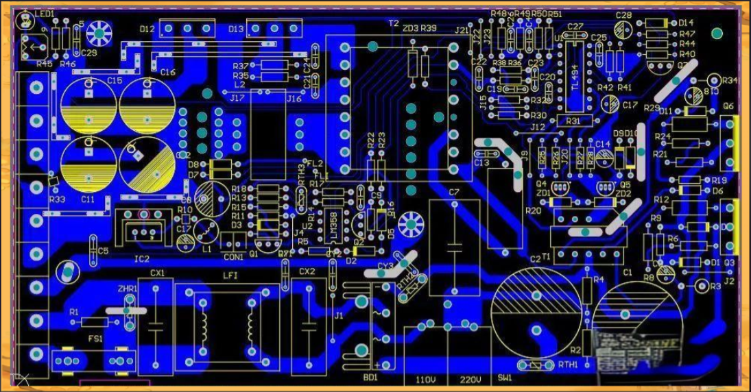 PCB布局，优化了电源元件的走线宽度。